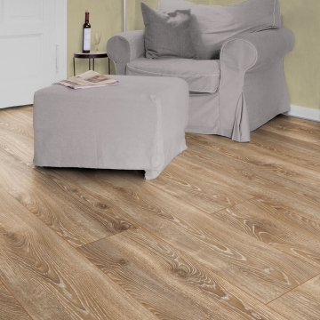 Laminate Flooring - 10mm Mammut Plus 4V AC5 Highland Oak Bronze 185x24cm