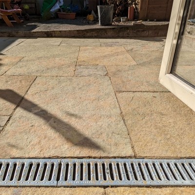 Kota Yellow Limestone Hand-Cut Calibrated Natural Paving Patio Pack B / 15.12m²
